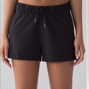Lululemon on the fly shorts